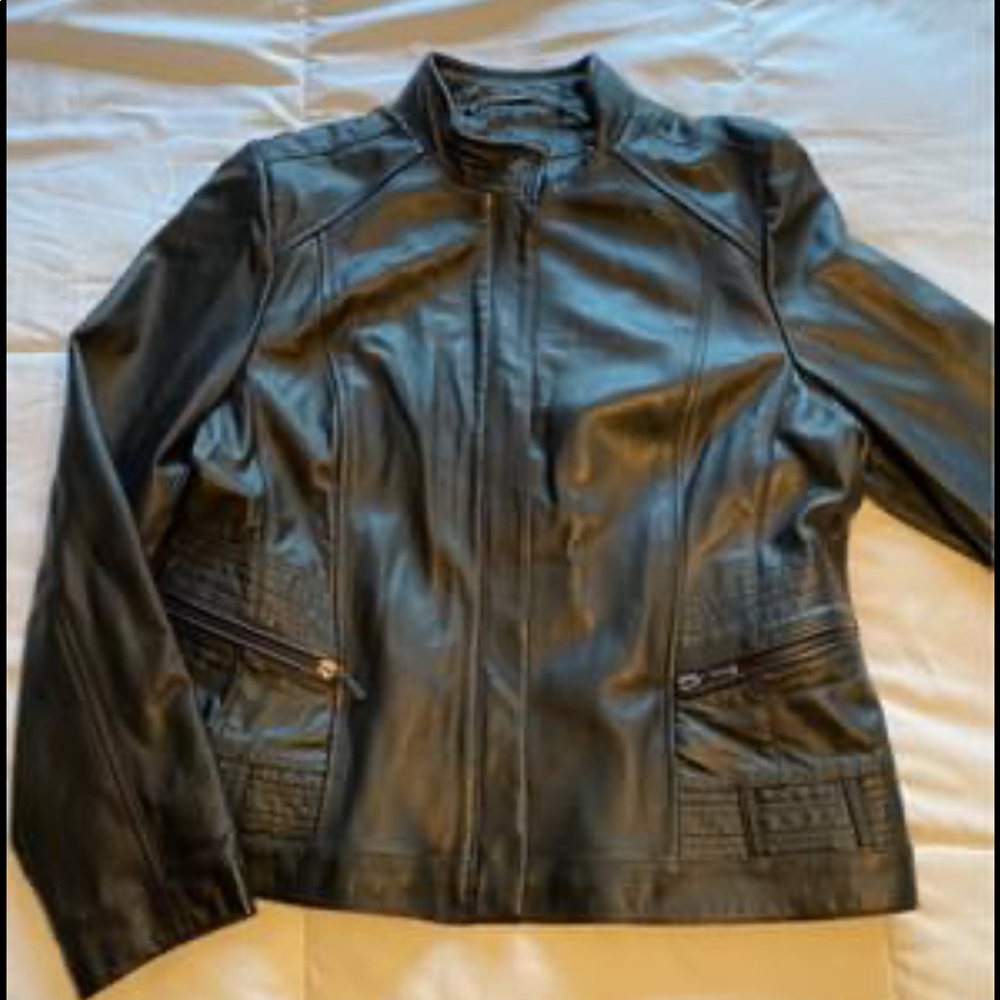 Brand new a.n.a. Women’s leather jacket